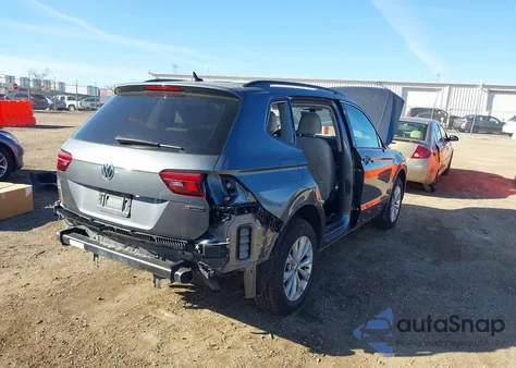 2019 Volkswagen Tiguan 2.0T Se/2.0T Sel/2.0T Sel R-Line/2.0T Sel R-Line Black из США, поврежденный, VIN 3VV2B7AX6KM089274